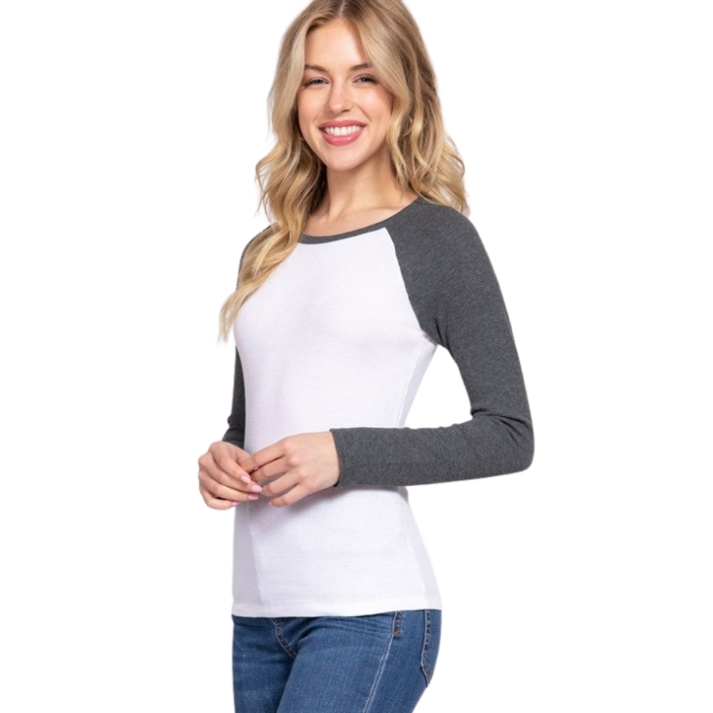 Long Sleeve Raglan Thermal In Grey - Picture 3 of 3